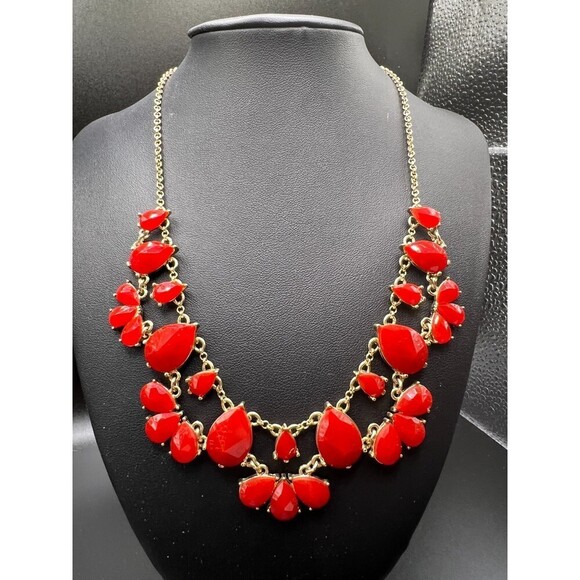 White House Black Market Teardrop Necklace - Picture 4 of 7